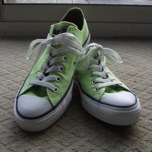 Converse Low Tops